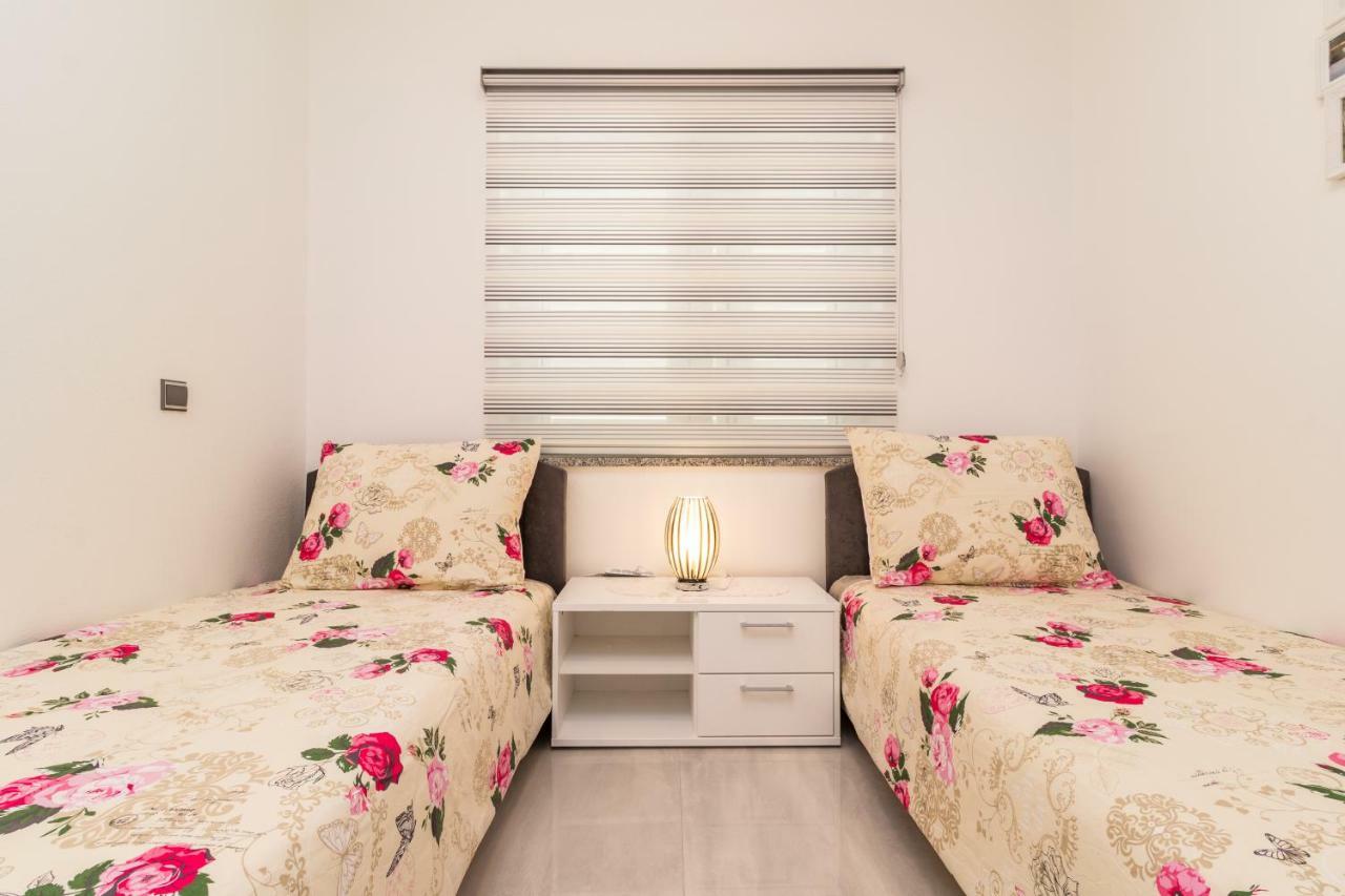 Andriano Appartement Medulin Buitenkant foto
